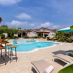 Filton With Private Pool, Sauna, Pool And Jacuzzi Willa *