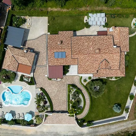 Filton With Private Pool, Sauna, Pool And Jacuzzi