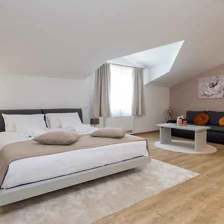 Filton With Private Pool, Sauna, Pool And Jacuzzi