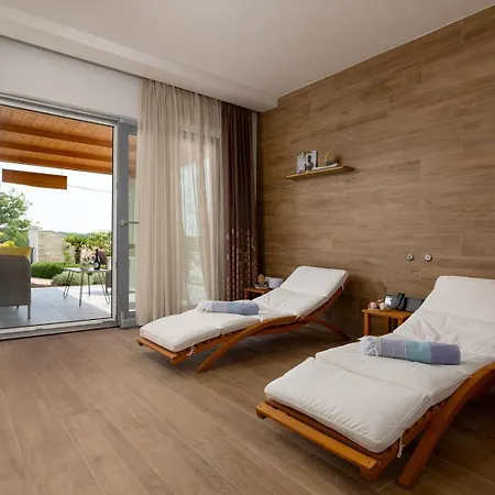 Filton With Private Pool, Sauna, Pool And Jacuzzi Villa *