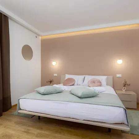 Filton With Private Pool, Sauna, Pool And Jacuzzi Villa Markovac