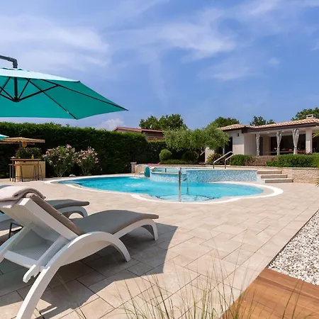 Filton With Private Pool, Sauna, Pool And Jacuzzi